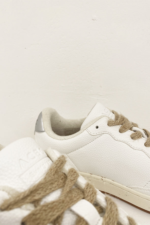 Sneakers-2