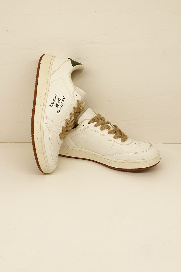 Sneakers-1