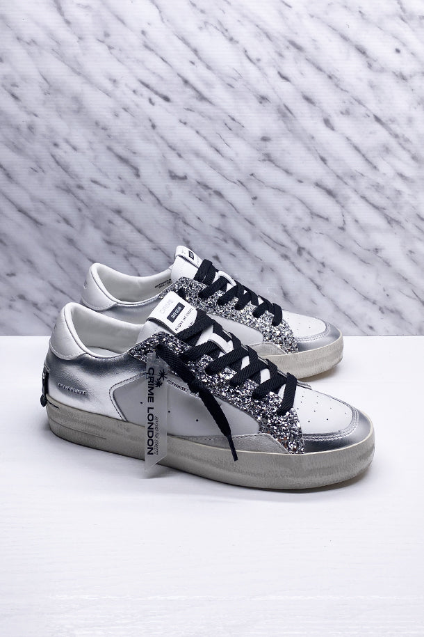 Sneakers allacciate-1