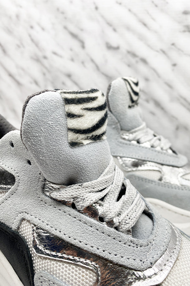 Sneakers-2