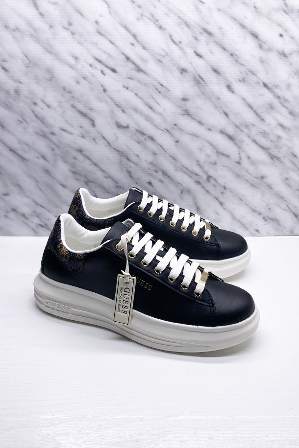 Sneakers allacciate-1