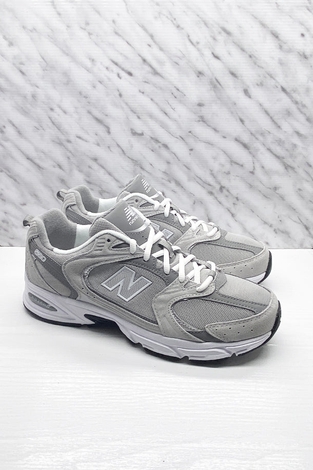 Sneakers-1