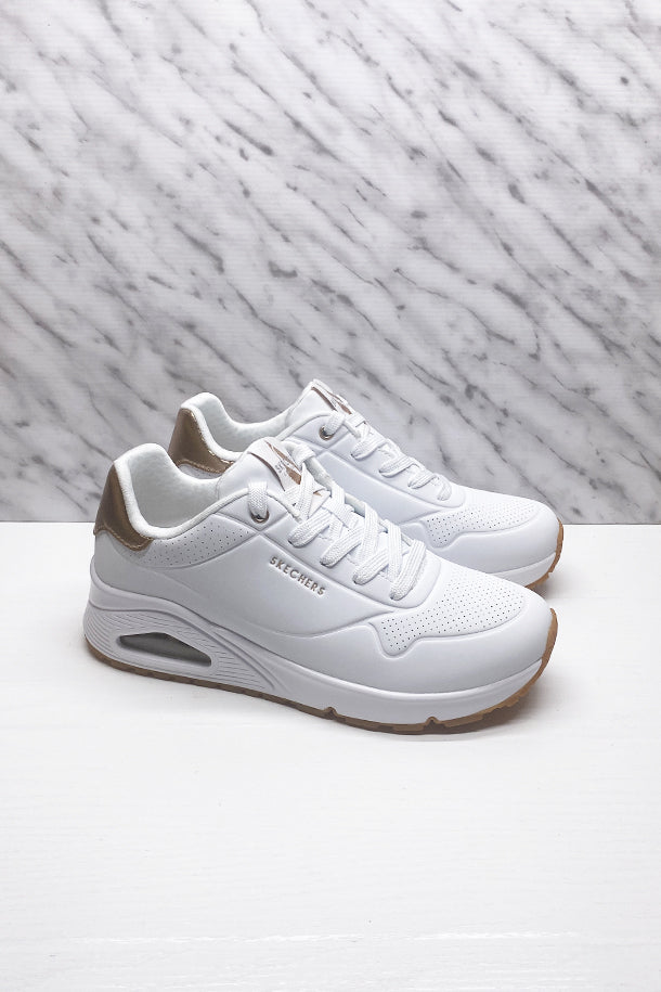 Sneakers-1