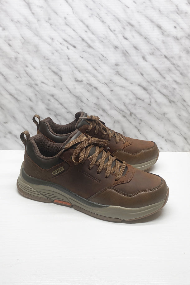 Sneakers-1