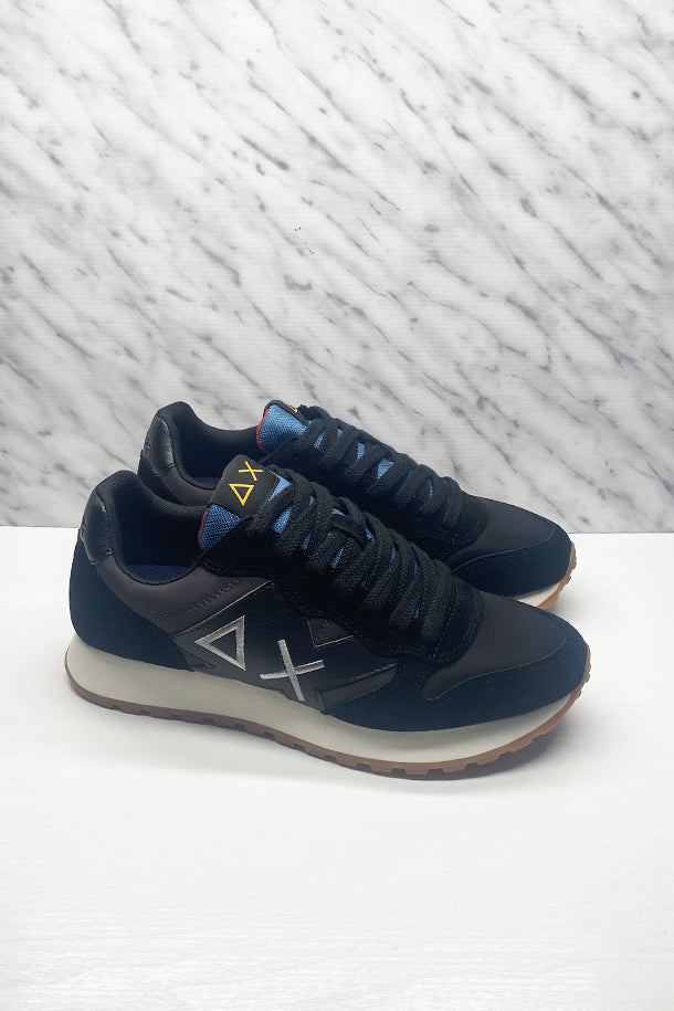 Sneakers allacciate-1