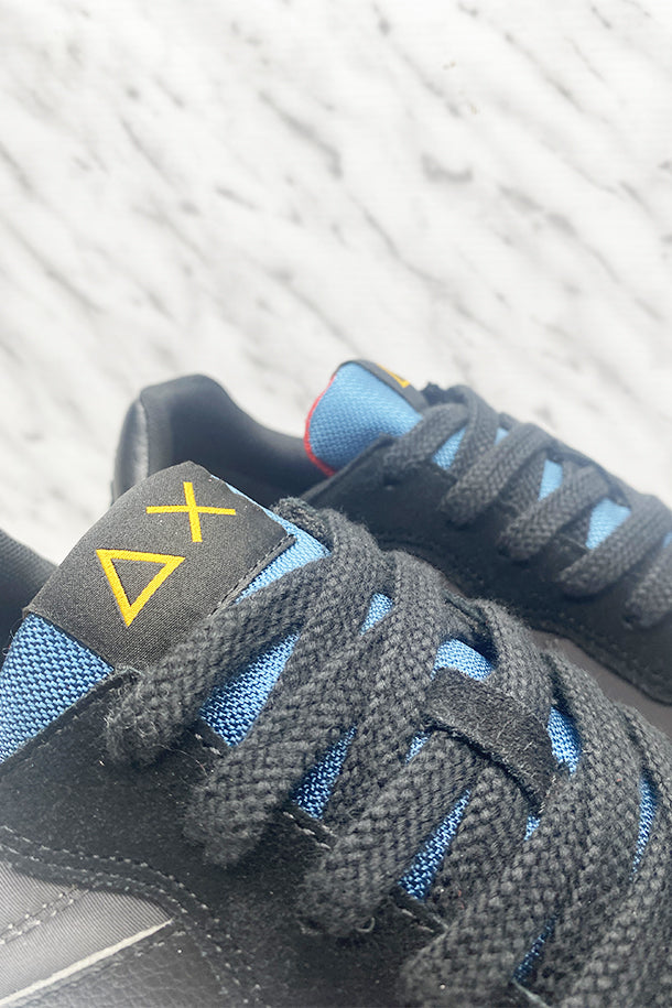 Sneakers allacciate-2