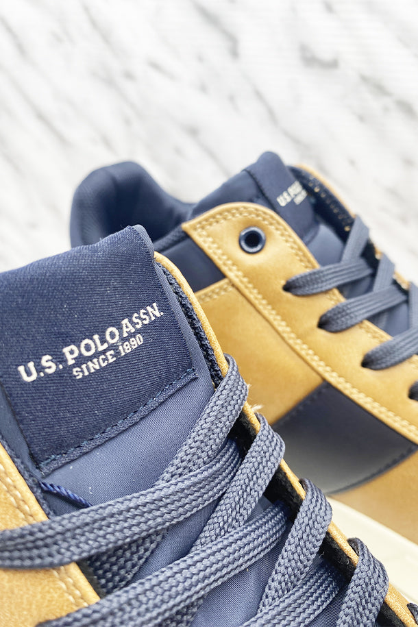Sneakers-2