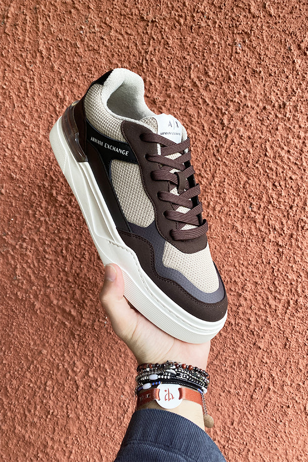 Sneakers-1