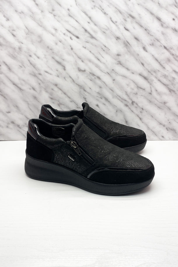 Sneakers-2