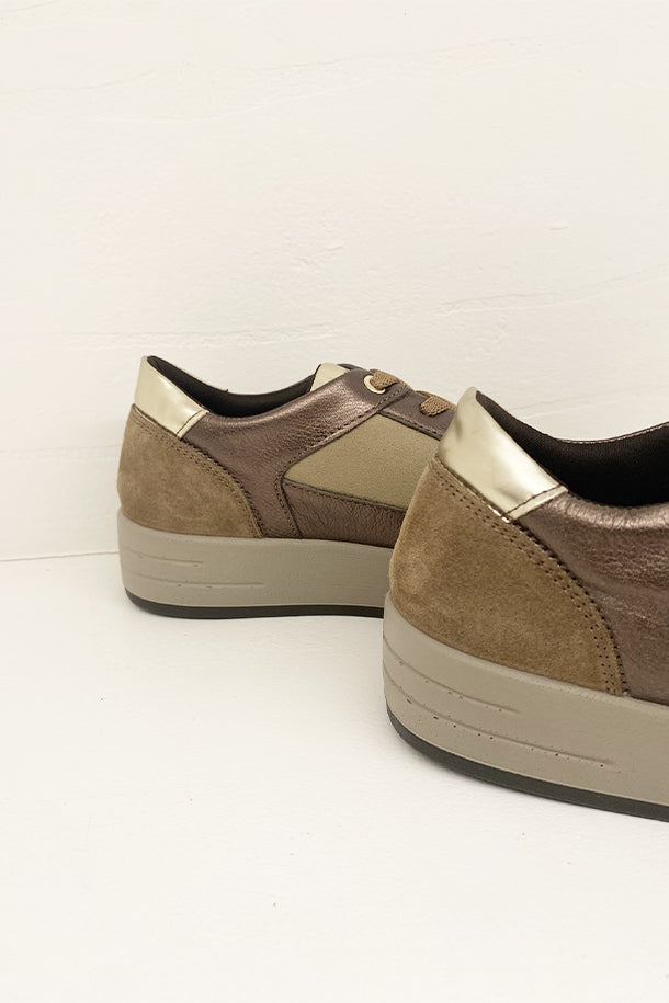 Sneakers-4
