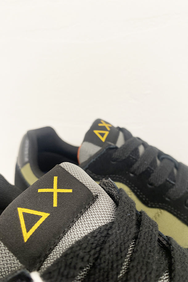 Sneakers-3