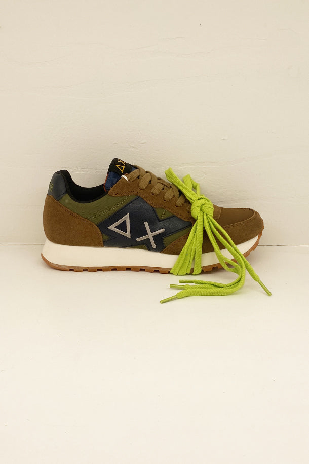 Sneakers-1