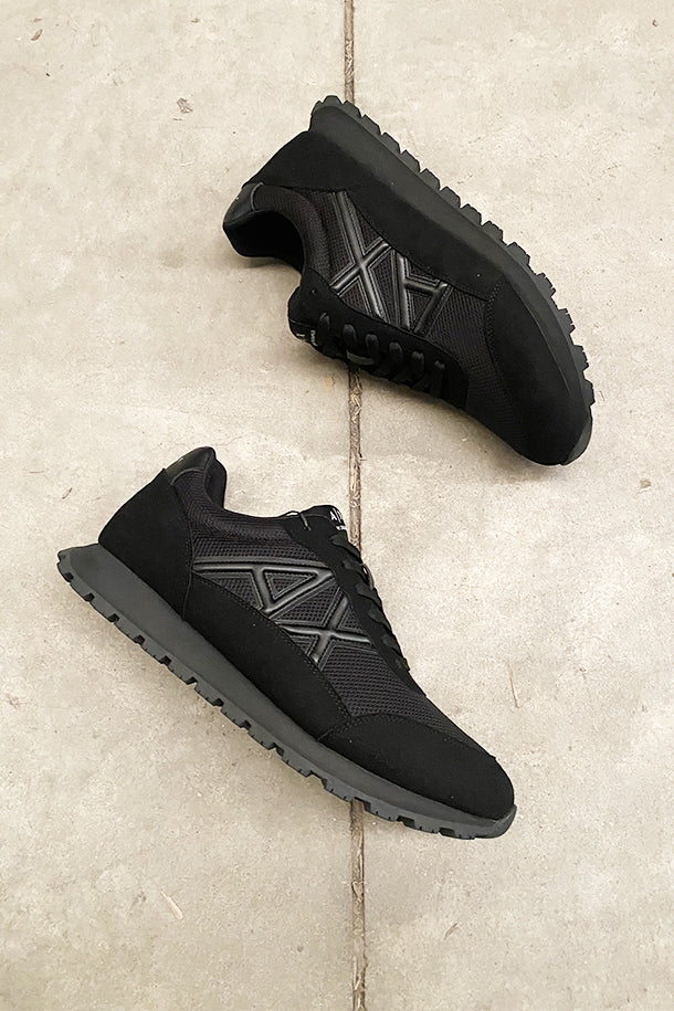 Sneakers-1