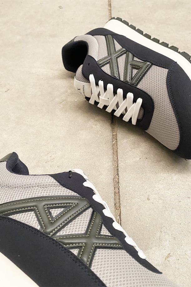 Sneakers-2