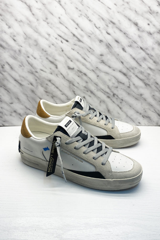 Sneakers-1