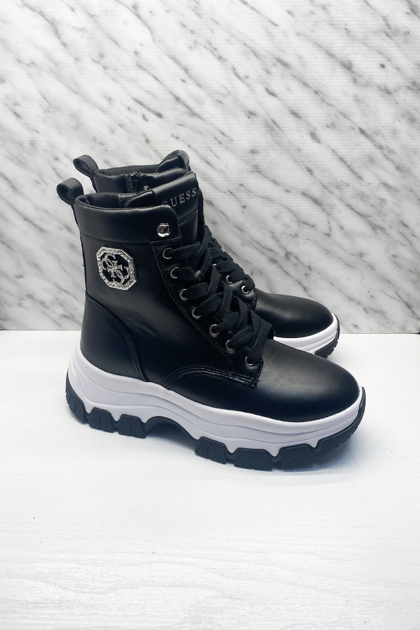Sneakers-1