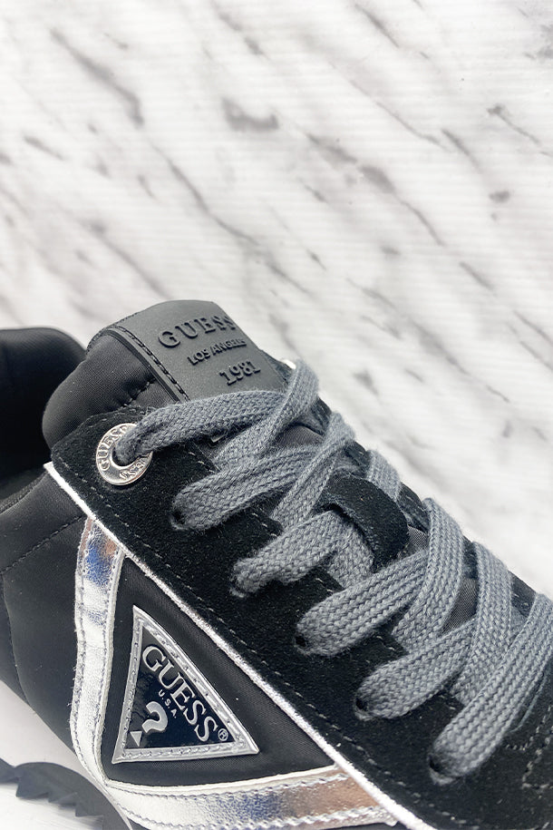 Sneakers-2
