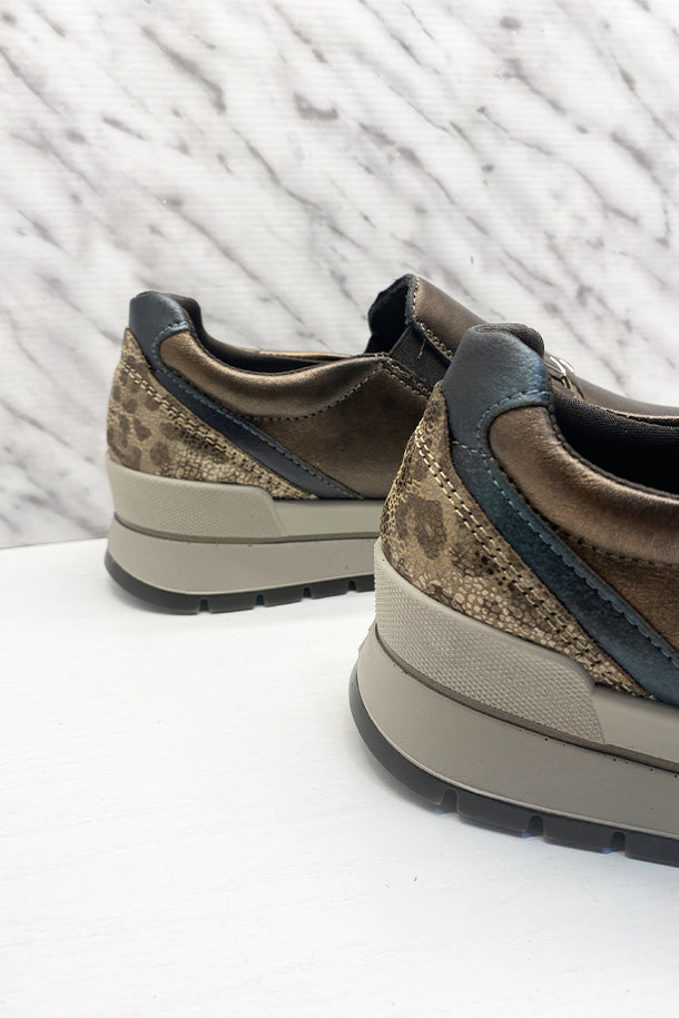 Sneakers-3