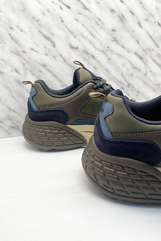 Sneakers-3