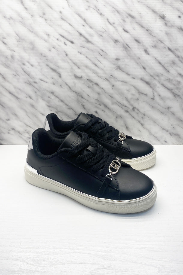 Sneakers-1