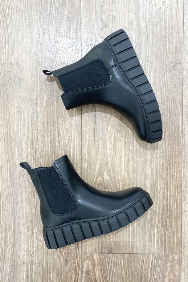 Stivaletti-1