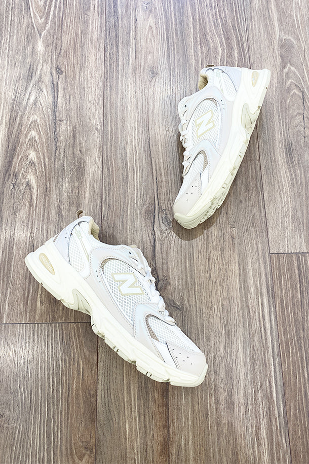 Sneakers-1