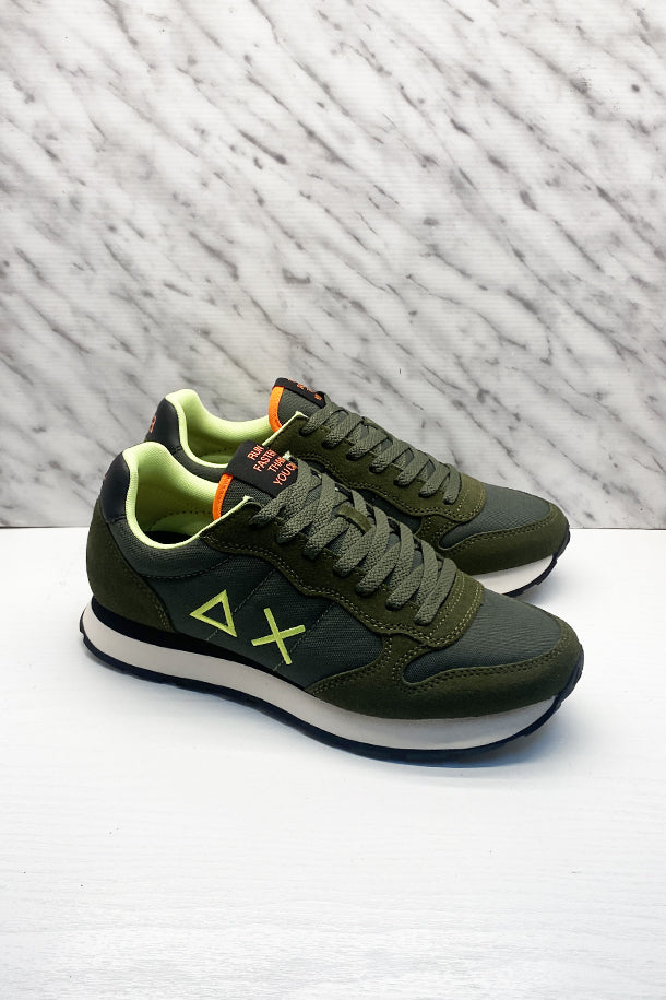 Sneakers-1