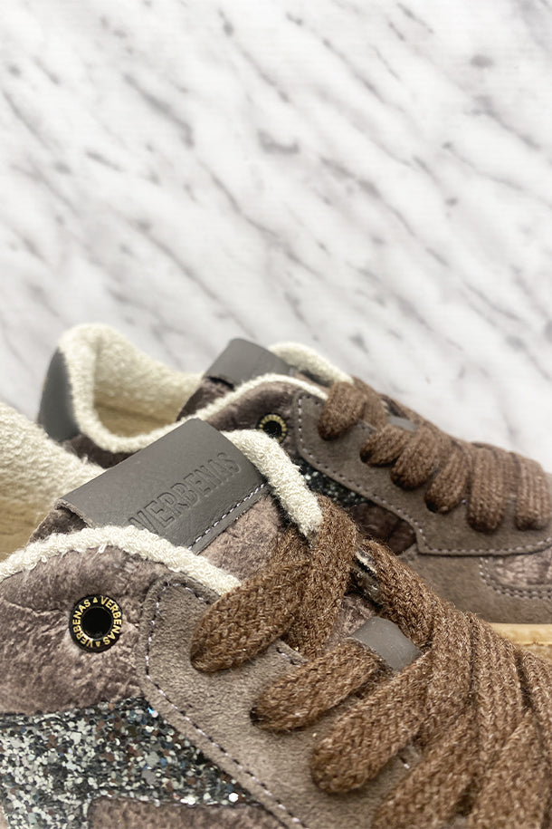 Sneakers-2