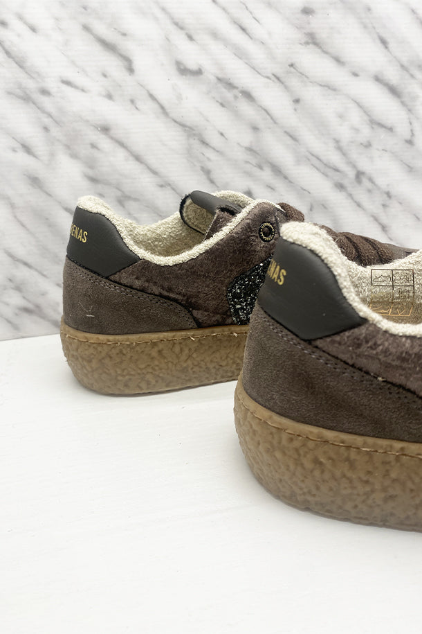 Sneakers-3