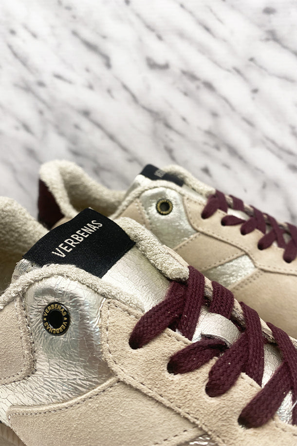 Sneakers-2