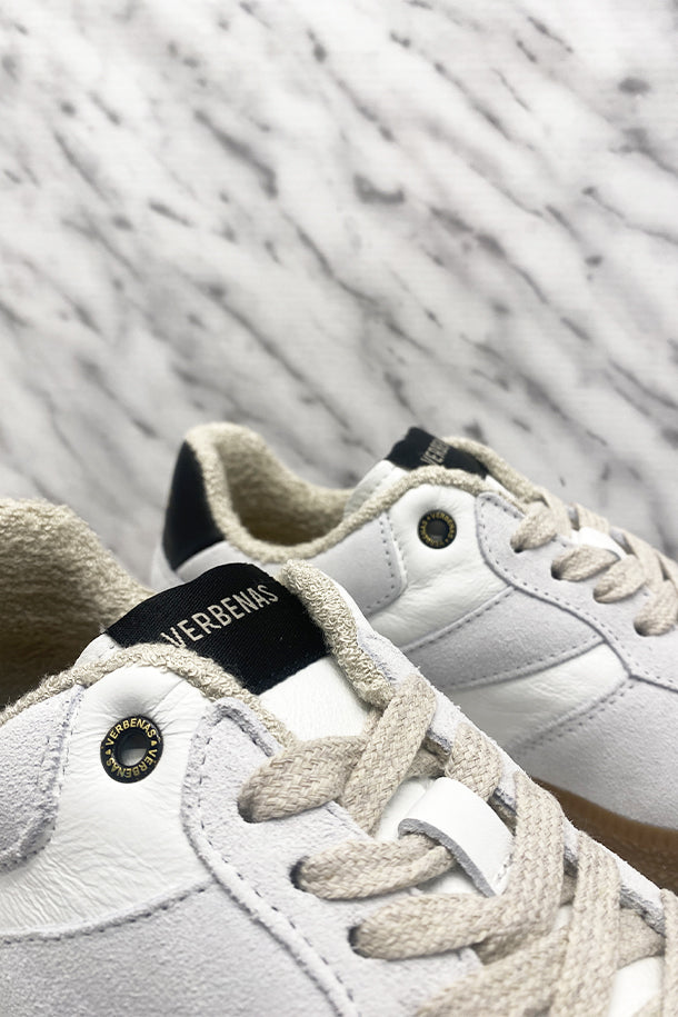 Sneakers-2