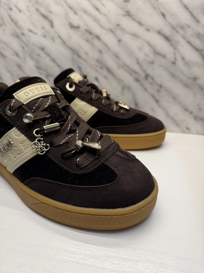 Sneakers-2