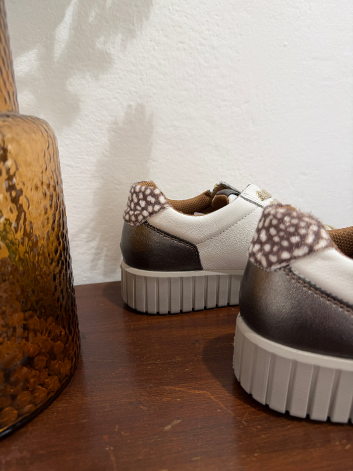 Sneakers-3