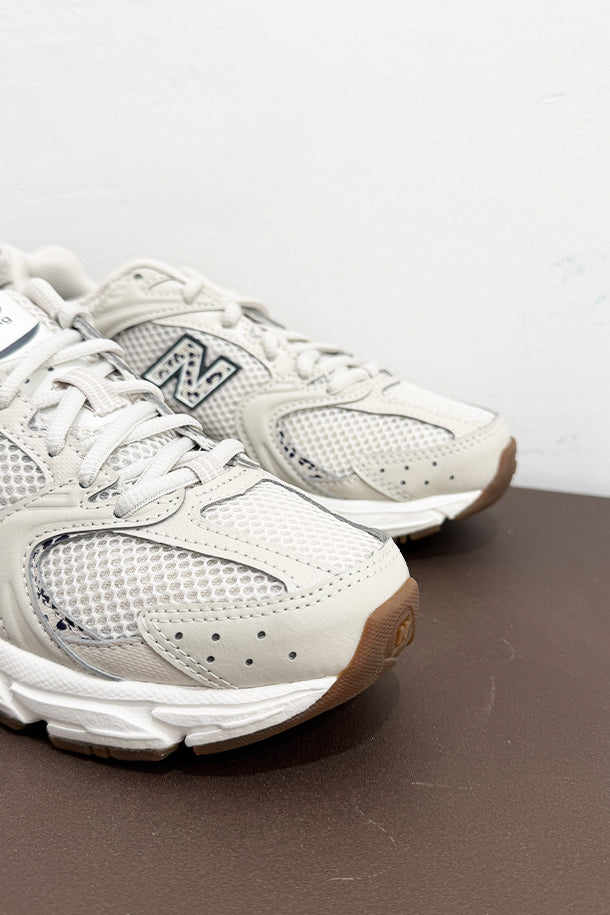 Sneakers-2
