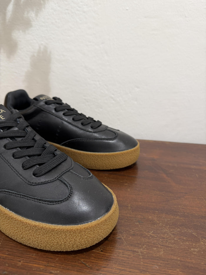 Sneakers-2
