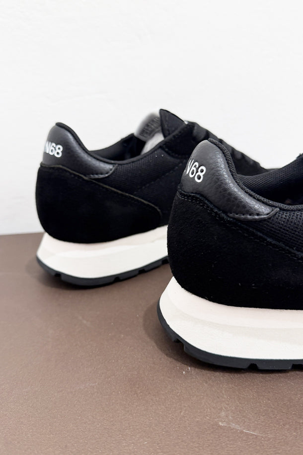 Sneakers-3