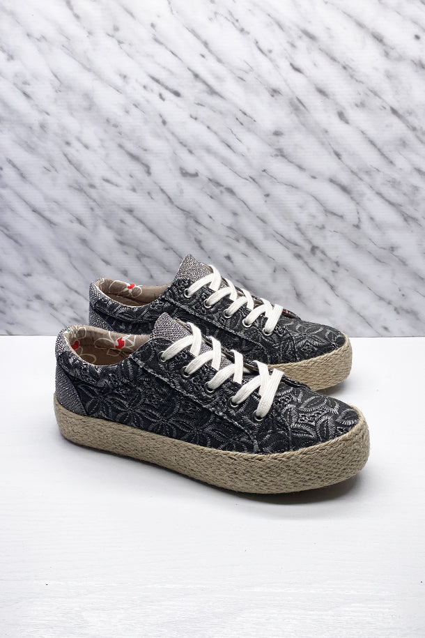 Sneakers allacciate-1