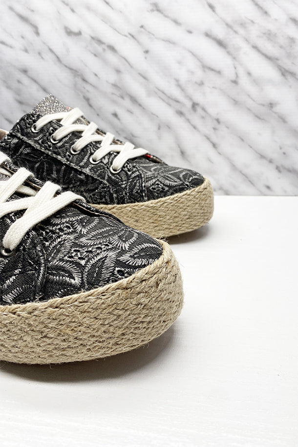 Sneakers allacciate-2