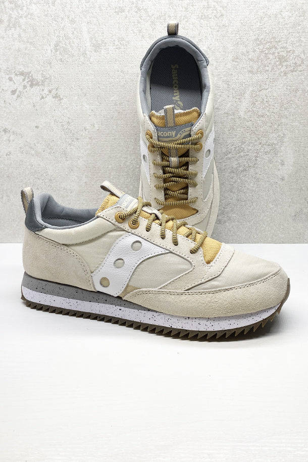 Sneakers-1
