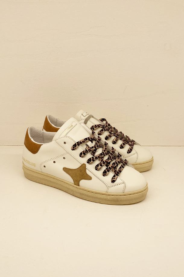 Sneakers allacciate-1