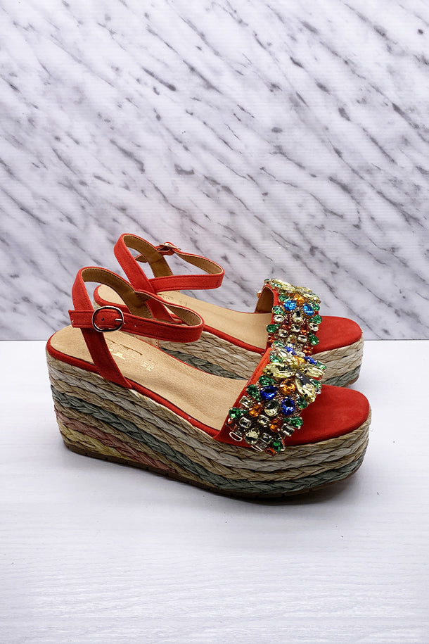 Sandali con zeppa-1