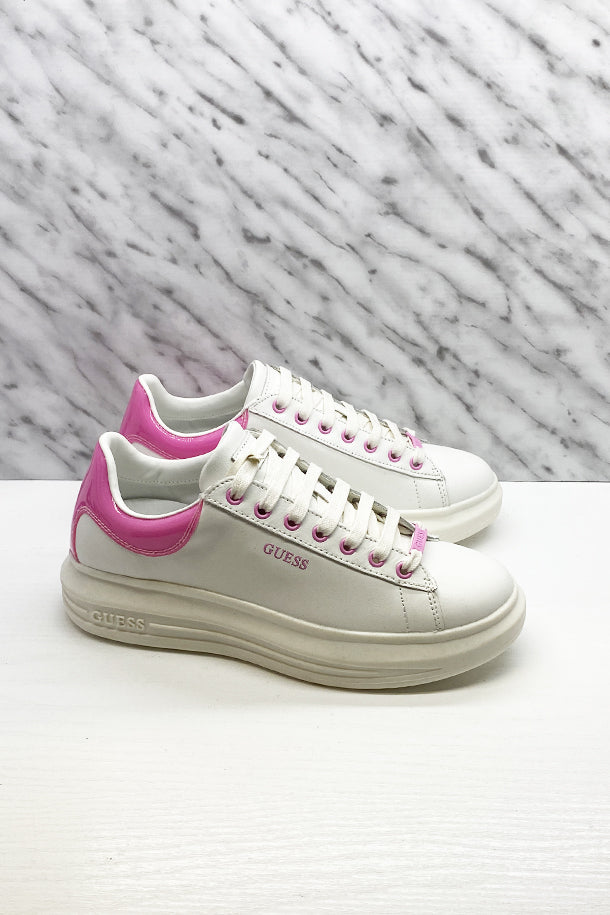Sneakers-1