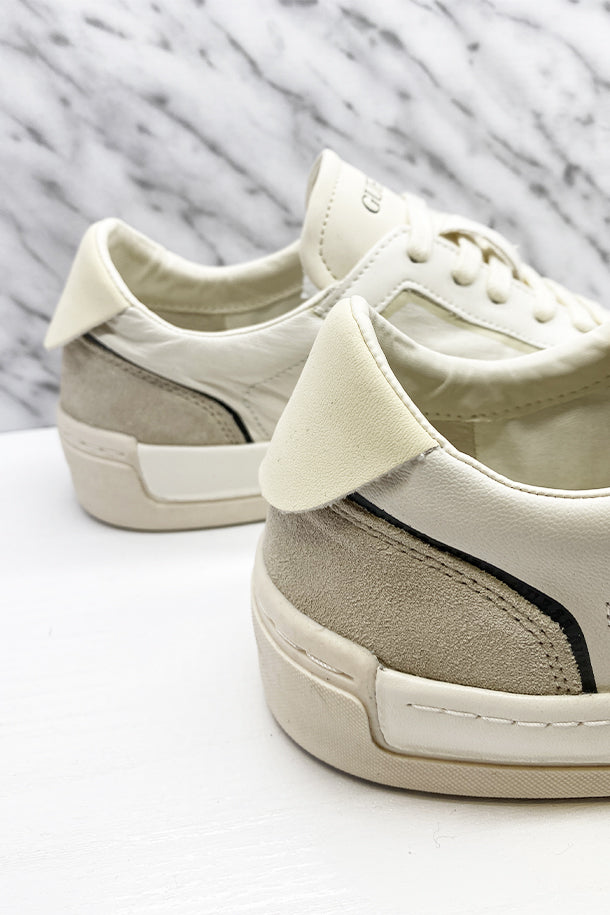 Sneakers-5