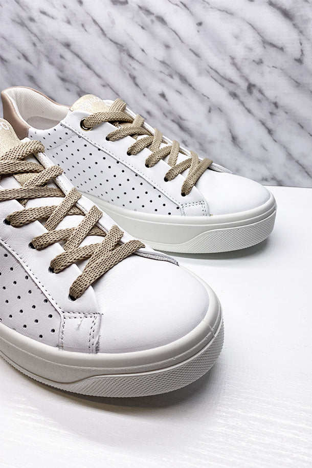 Sneakers-3