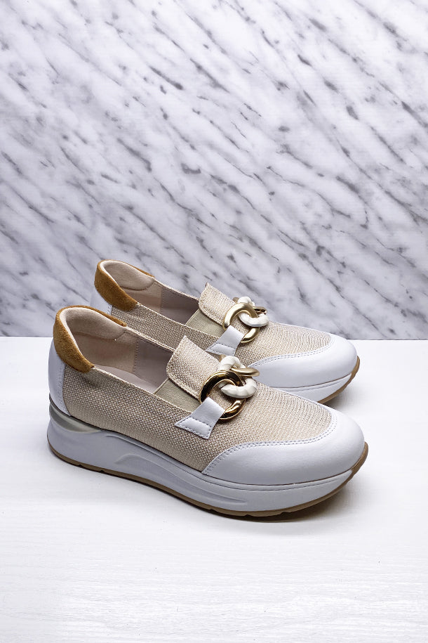 Sneakers-1