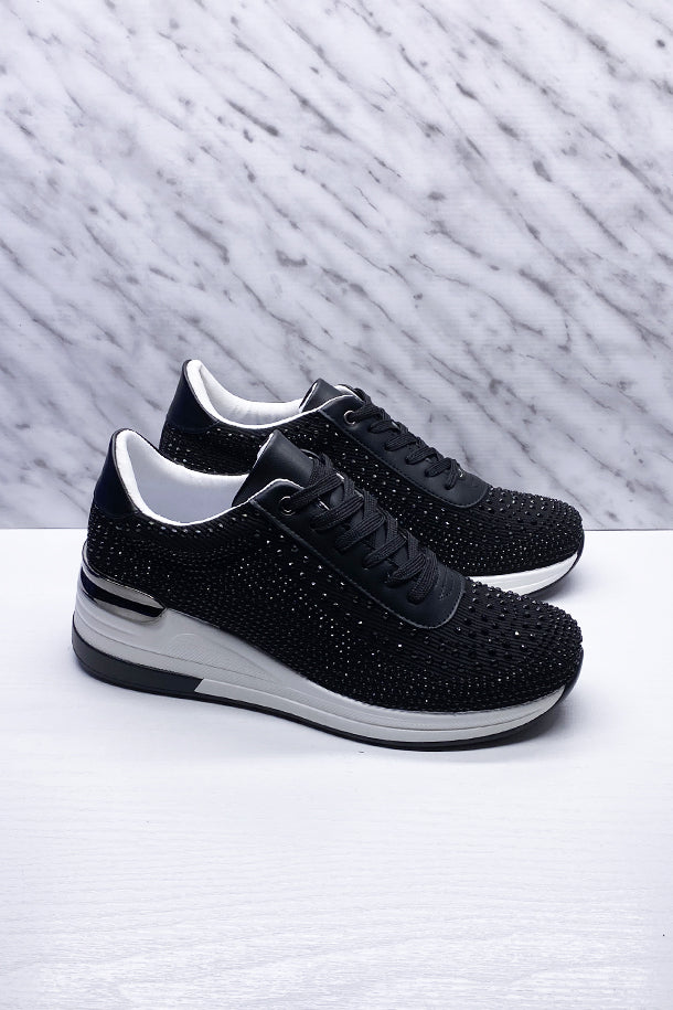 Sneakers-1