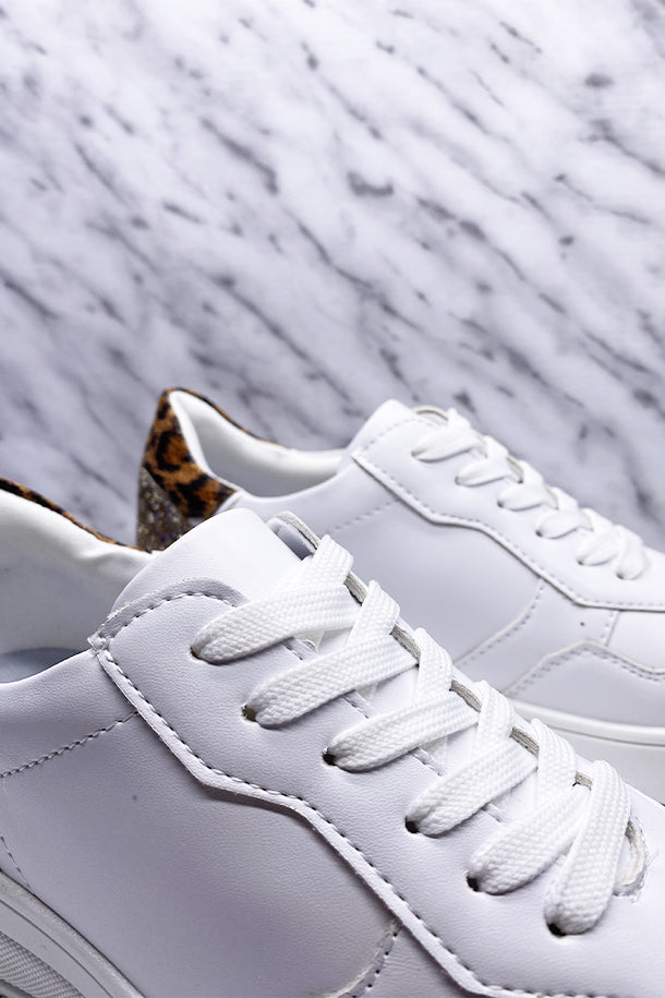 Sneakers-3