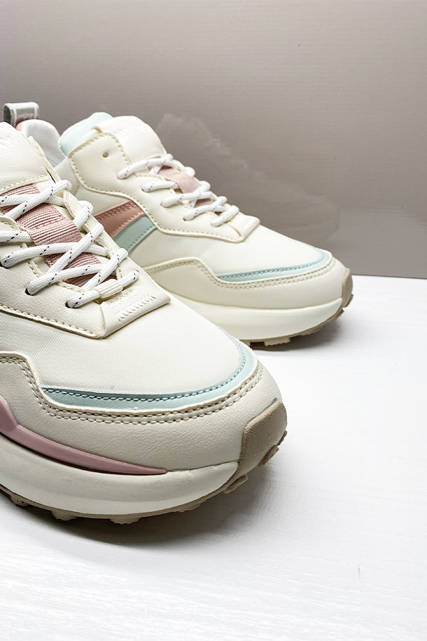 Sneakers-3