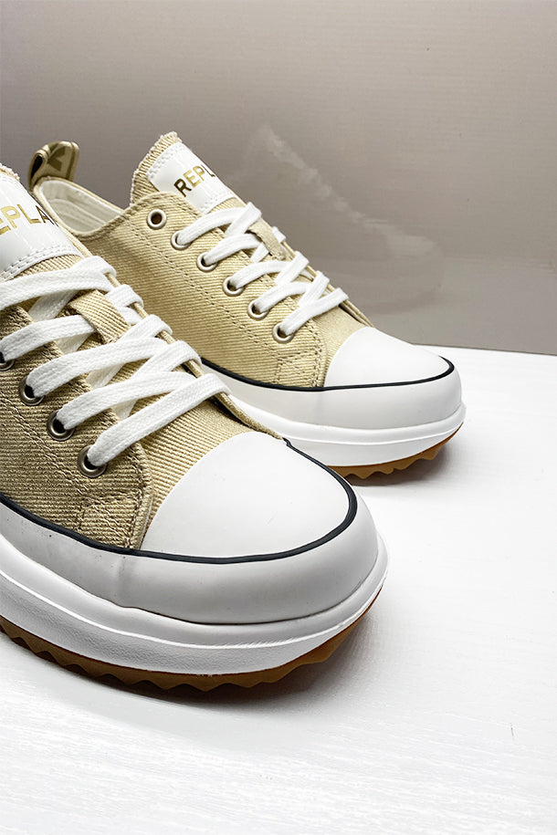 Sneakers-3