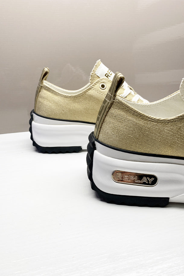 Sneakers-4